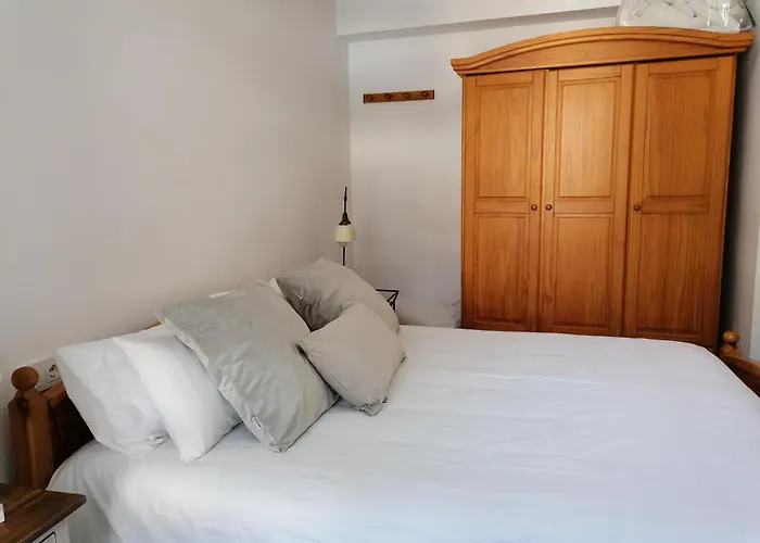Apartamento Esterri Confort *